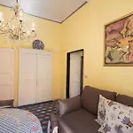 Διαμέρισμα Piazza 100 Croci