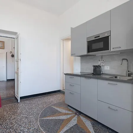 公寓 Piazza 100 Croci