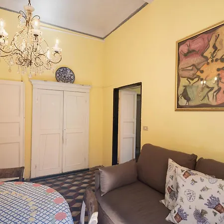 Apartman Piazza 100 Croci