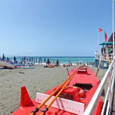 Piazza 100 Croci דירה