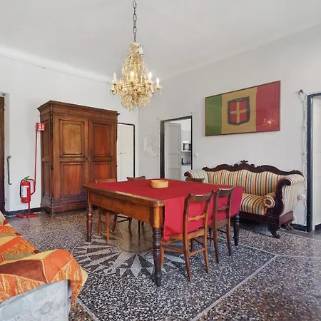Appartamento Piazza 100 Croci *