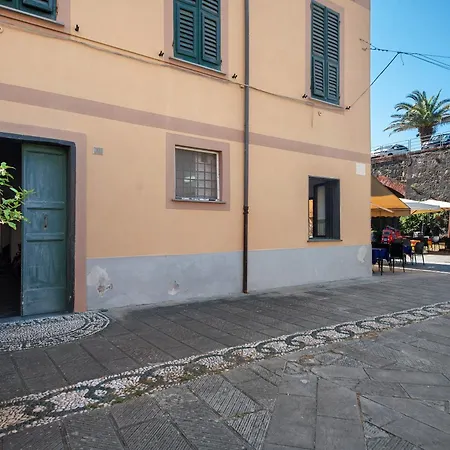 Piazza 100 Croci Appartement Bonassola
